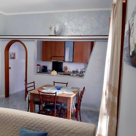 Casa Andrea Tra Napoli E Sorrento Apartment Кастеламаре ди Стабия Екстериор снимка